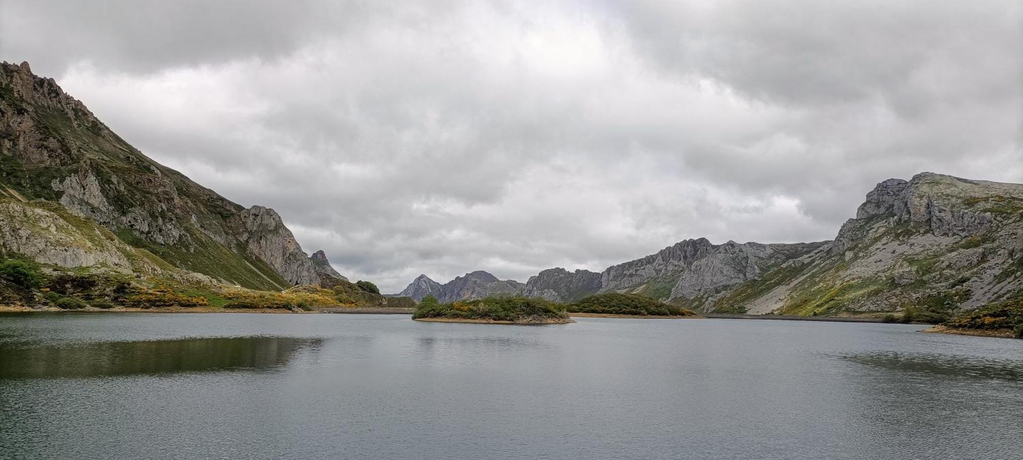 La Corona del Auteiro Valle de Lago Esterno foto